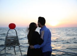 Gün Batımında Teknede Evlilik Teklifi Organizasyonu
