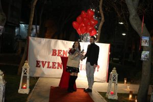 Şaşırtıcı Evlilik Teklifi Organizasyonu İzmir