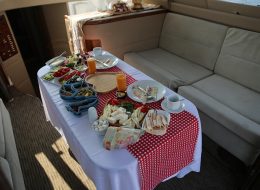 Teknede Kahvaltı Organizasyonu İzmir
