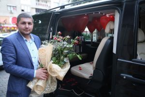 Yıl Dönümü Kutlaması Vip Araç Kiralama İzmir