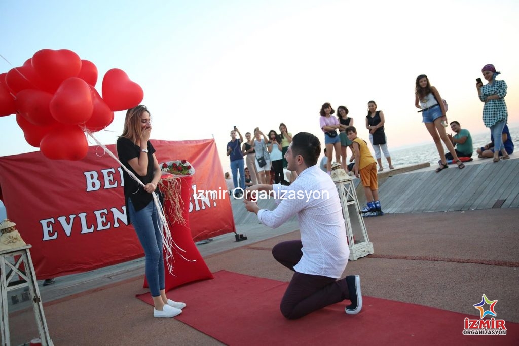 Bostanlı Evlilik Teklifi Organizasyonu