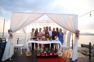 Arkadaşlarla Evlenme Teklifi Organizasyonu İzmir