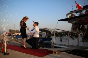 Mutluluk Teknesinde Evlilik Teklifi Organizasyonu İzmir Organizasyon