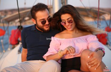 Çeşme Marina Çıkışlı Teknede Evlilik Teklifi Organizasyonu İzmir Organizasyon