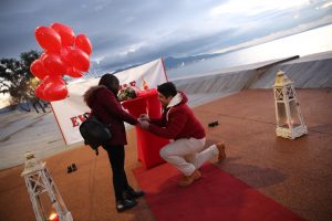 Kırmızı Halıda Gelen Evlilik Teklifi Organizasyonu İzmir