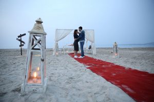 Evlenme Teklifi Organizasyonu ve Kırmızı Halıda Romantik Dans