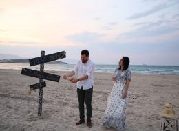 Ege Plajında sürpriz evlenme teklifi organizasyonu