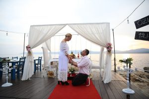 Evlilik Teklifi Organizasyonu-Sığacık'ta evlenme teklifi organizasyonu