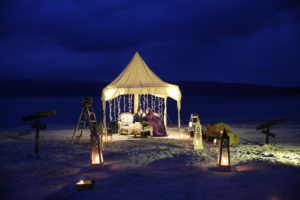 Salda Gölünde Kumsalda Evlilik Teklifi Organizasyonu