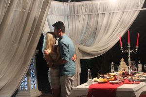 Plajda Sürpriz Evlilik Teklifi Organizasyonu İzmir Organizasyon