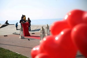 İzmir Sahilde Evlilik Teklifi Organizasyonu