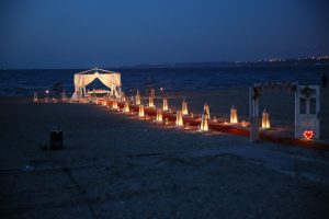 Çeşme Kumsal Konseptli Evlenme Teklifi Organizasyonu İzmir Organizasyon