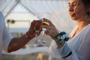 Kumsalda Havai Fişek ile Muhteşem Evlenme Teklifi Organizasyonu