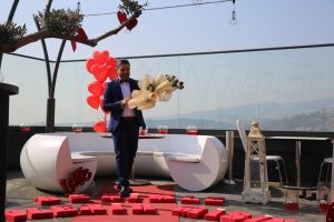 Doğum Gününde Helikopterde Helikopterde Evlenme Teklifi Organizasyonu İzmir Organizasyon