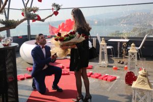 İzmir Sürpriz Evlenme Teklifi Organizasyonu İzmir Organizasyon