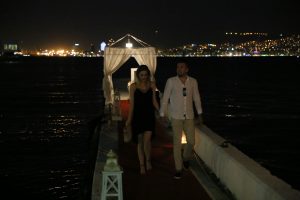İzmir Romantik Evlenme Teklifi Organizasyonu İzmir Organizasyon