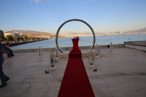 Karşıyaka Yüzük'te Evlilik Teklifi Organizasyonu İzmir Organizasyon