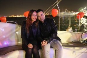 Pasaport Çıkışlı Teknede Evlilik Teklifi Organizasyonu Körfez Turu