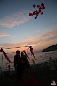 İzmir Kumsalda Evlenme Teklifi Organizasyonu İzmir Organizasyon